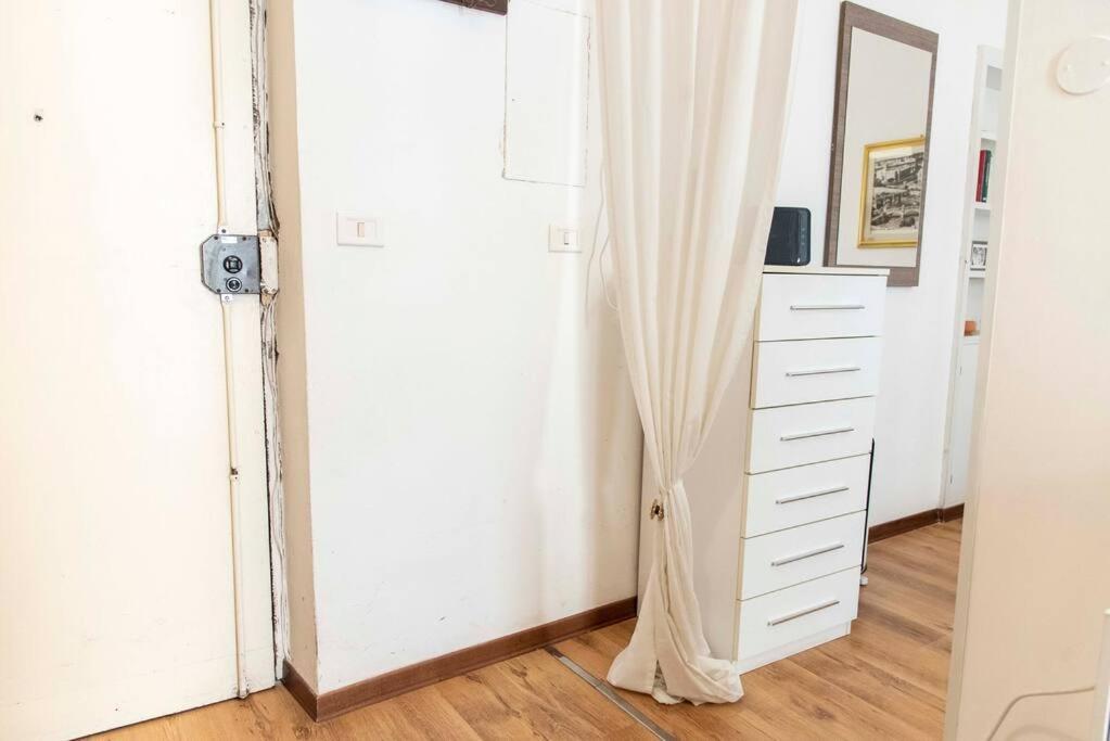شقة La Casa Di Marisela In Via Emanuele Filiberto روما المظهر الخارجي الصورة
